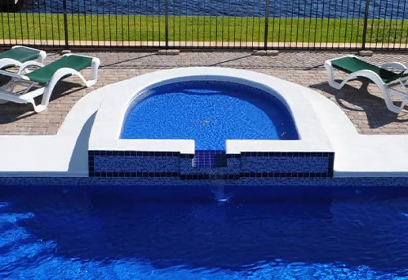 Horseshoe Sundeck fiberglass sundeck